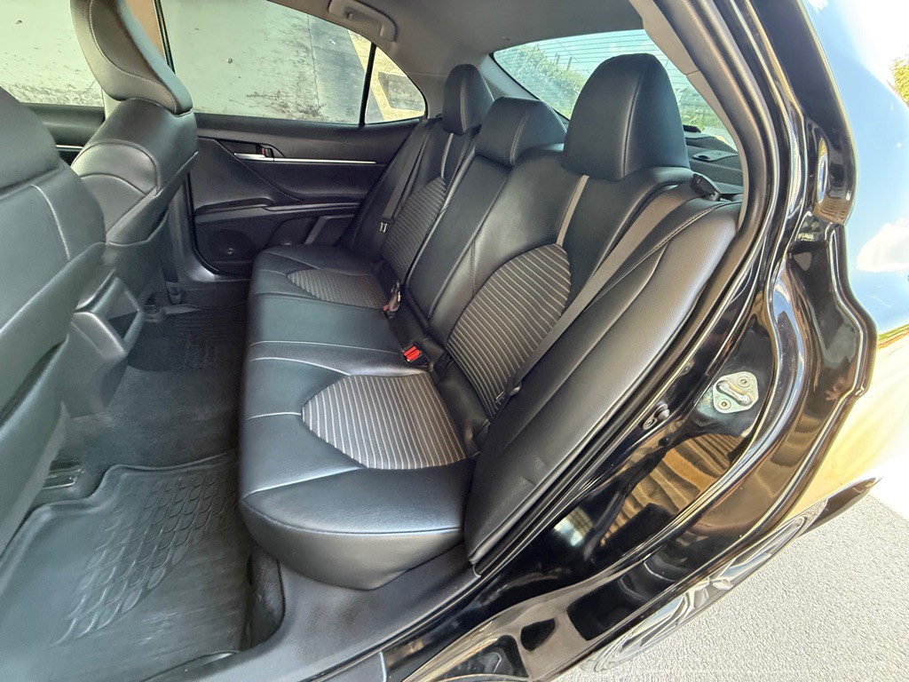 2021 Toyota Camry Image 20
