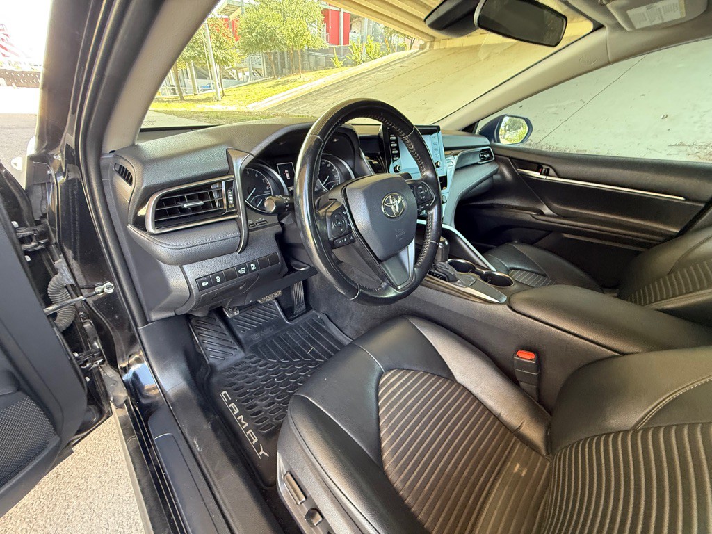 2021 Toyota Camry Image 25