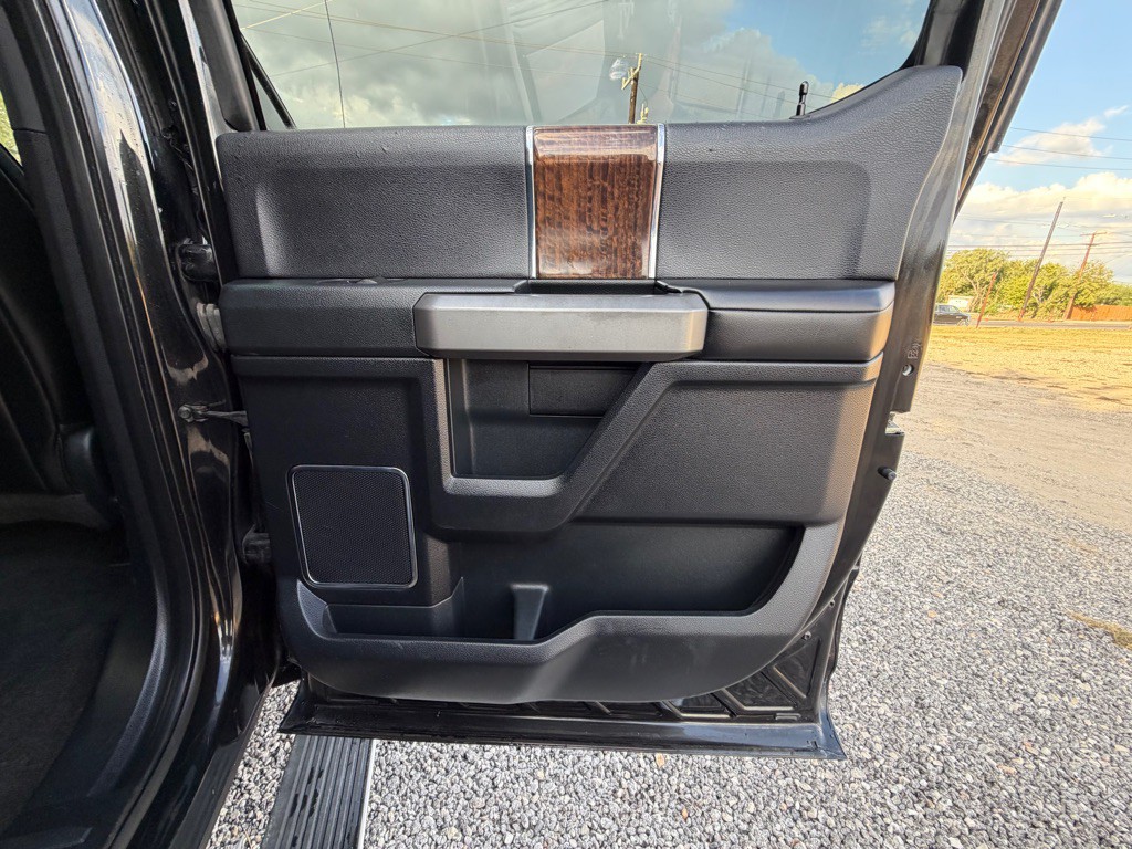 2015 Ford F-150 Image 15