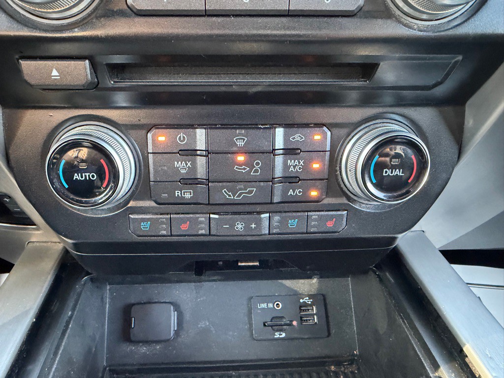 2015 Ford F-150 Image 27
