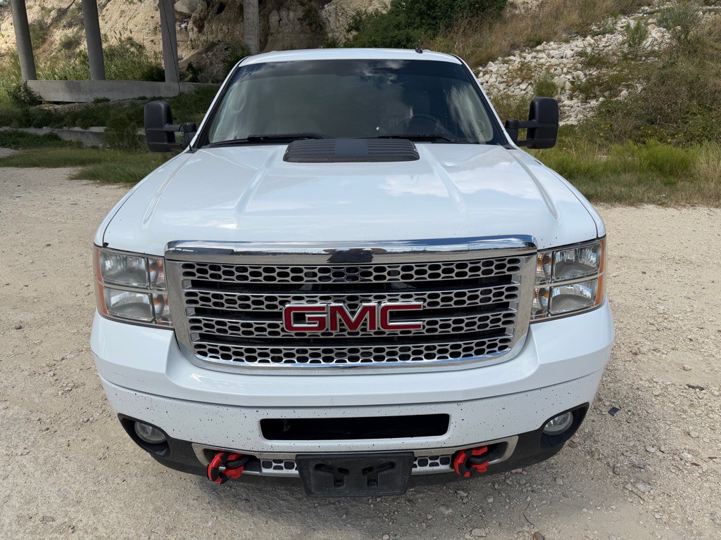 2014 GMC Sierra Image 4