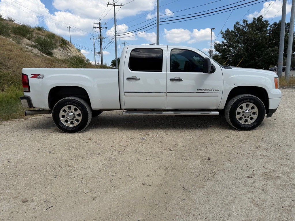 2014 GMC Sierra Image 8