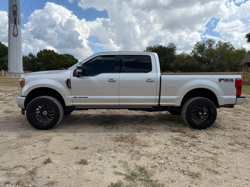 2018 Ford F-250 Image 3
