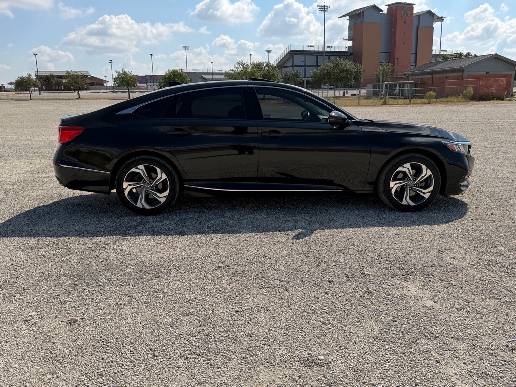 2020 Honda Accord Image 8