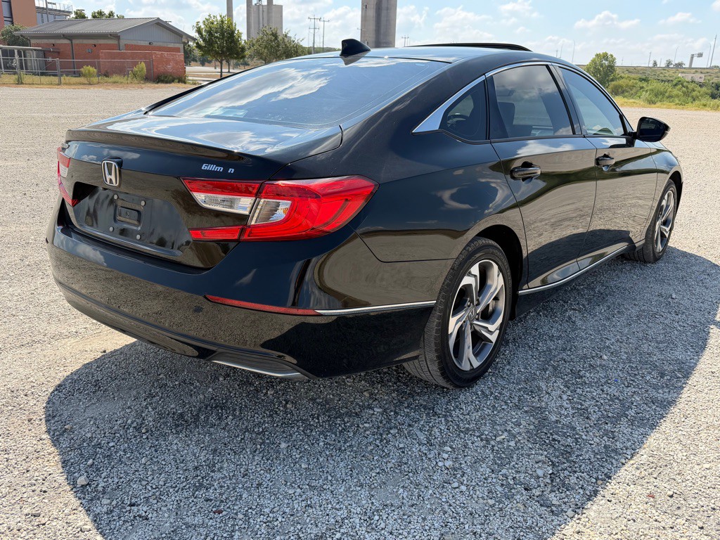 2020 Honda Accord Image 9