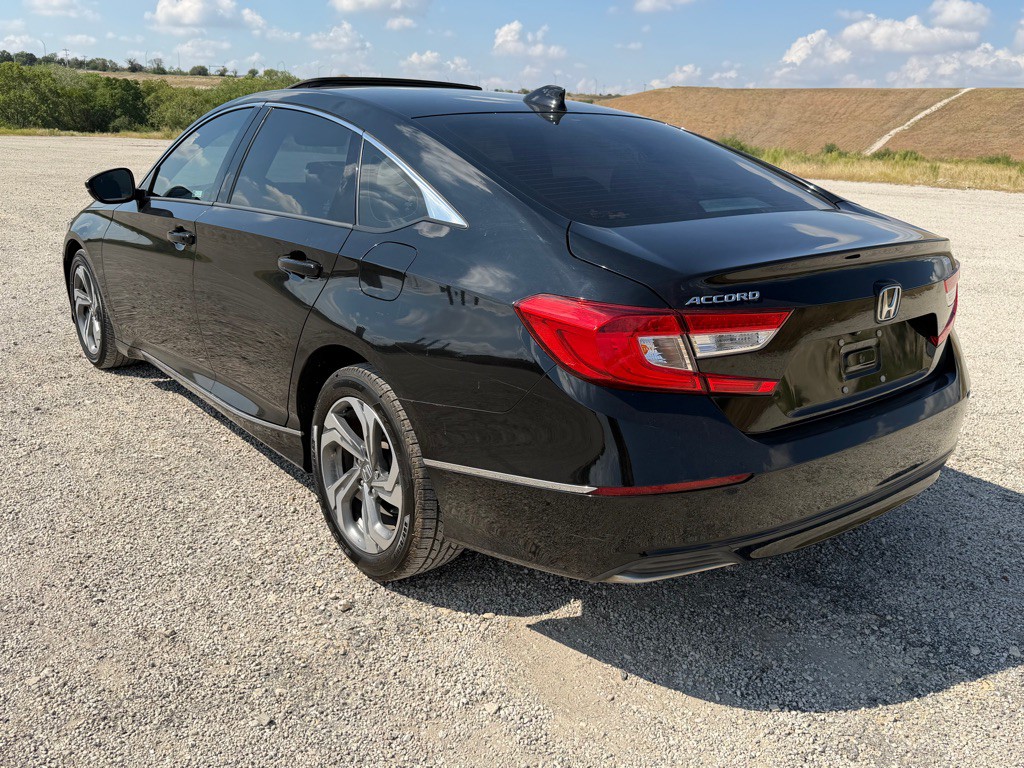 2020 Honda Accord Image 11