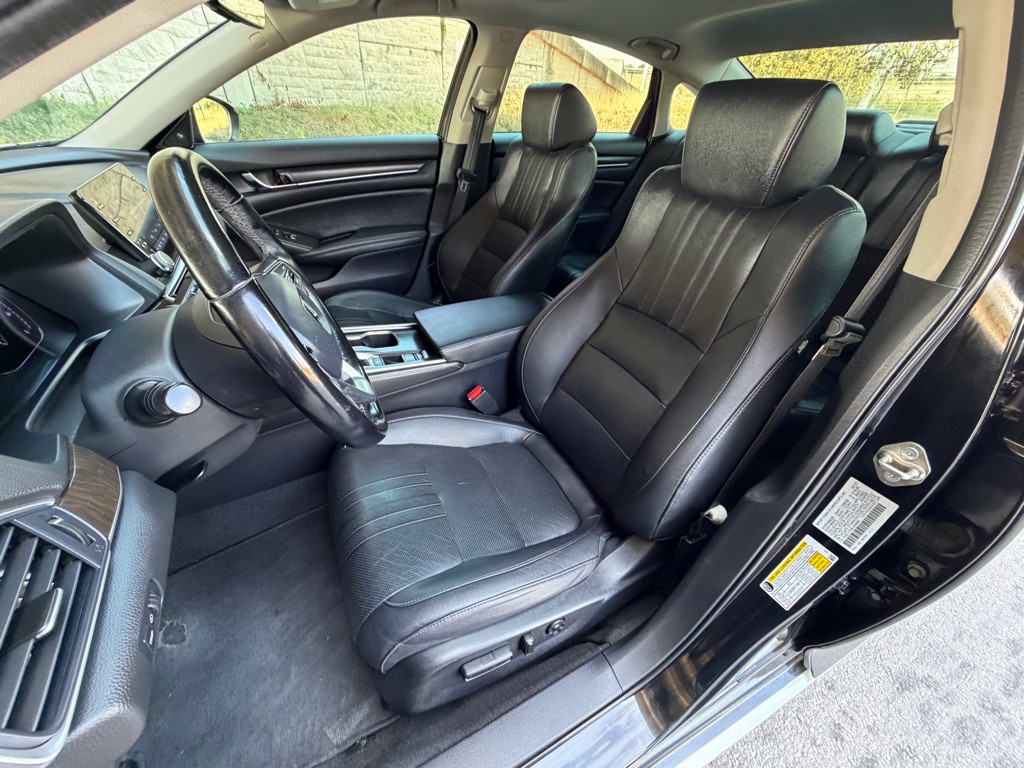 2020 Honda Accord Image 25