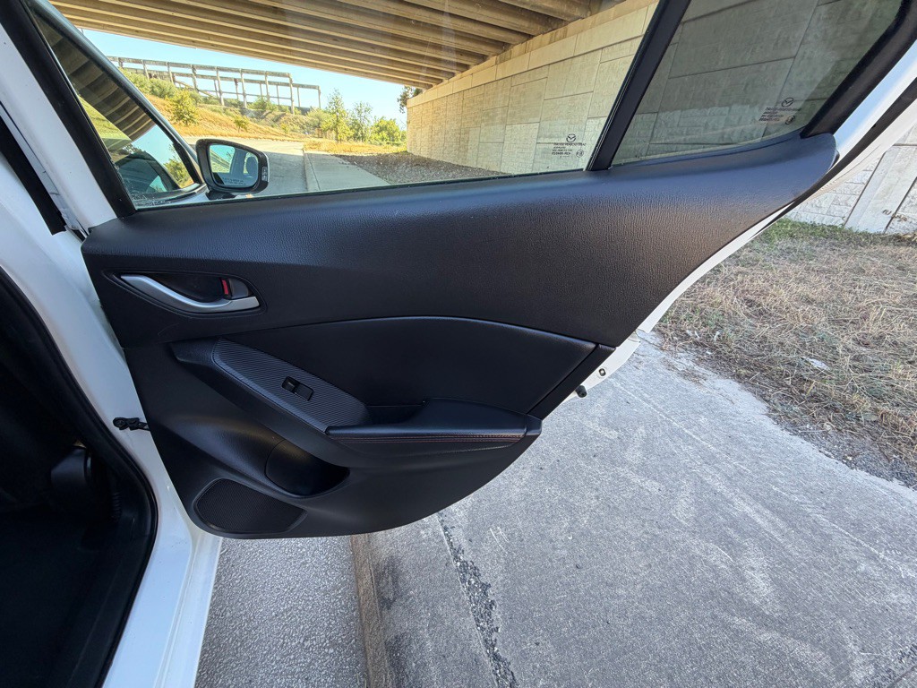 2014 Mazda Mazda3 Image 15
