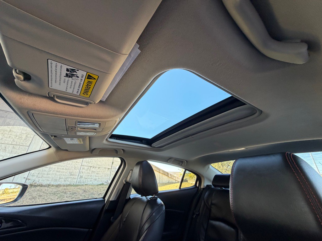 2014 Mazda Mazda3 Image 28