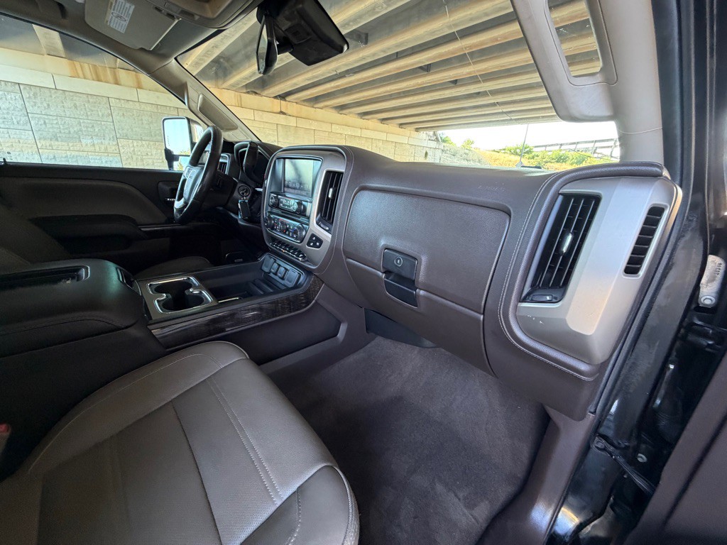 2016 GMC Sierra Image 13