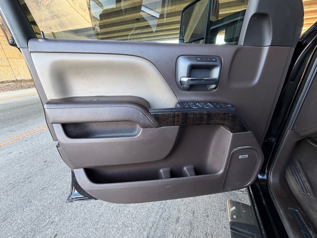 2016 GMC Sierra Image 23