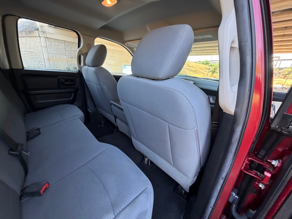 2014 RAM 1500 Image 16