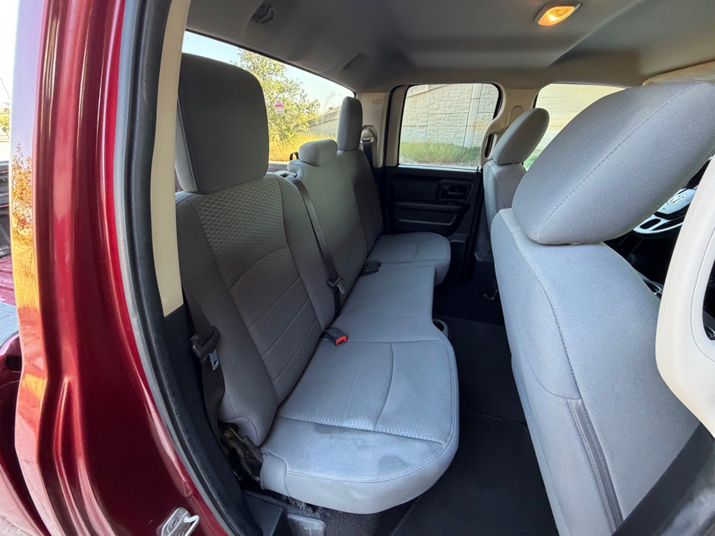 2014 RAM 1500 Image 17