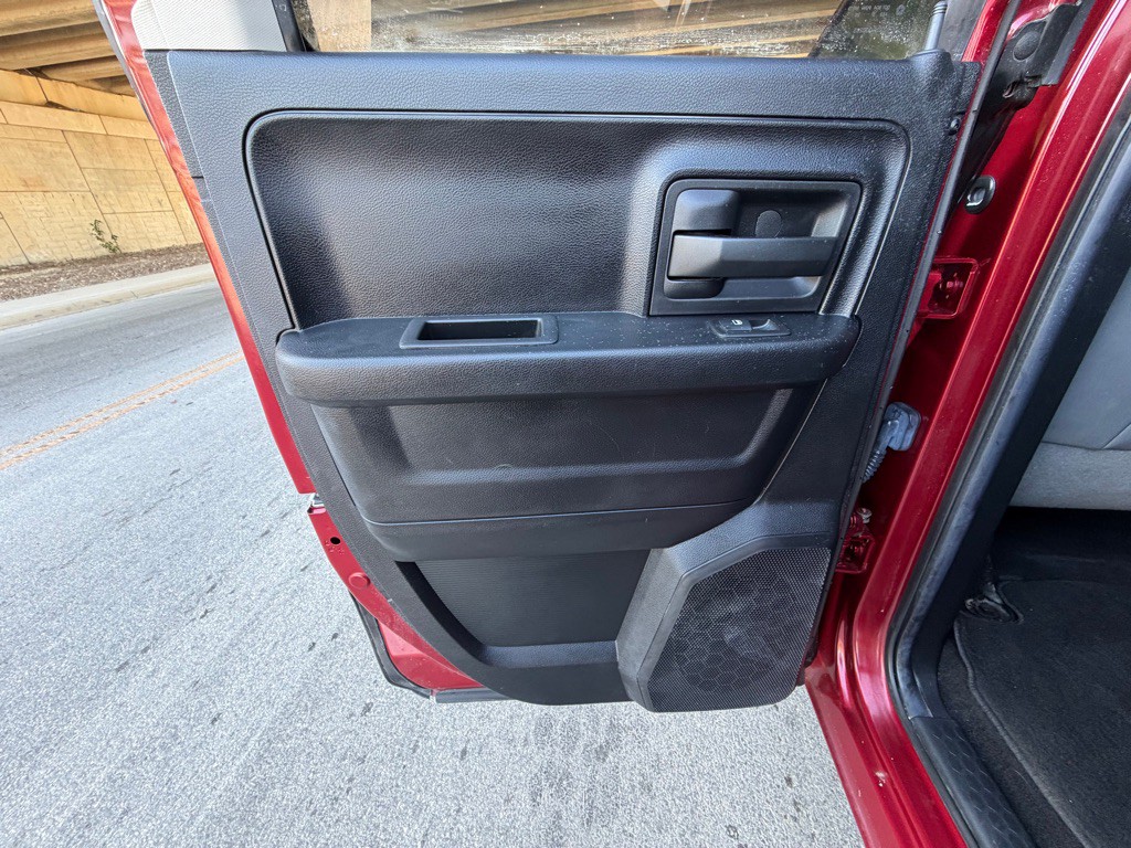 2014 RAM 1500 Image 18