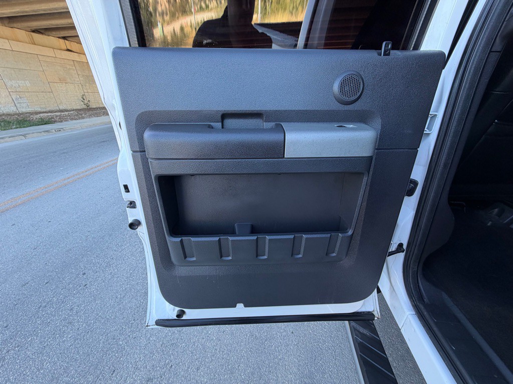 2013 Ford F-250 Image 18