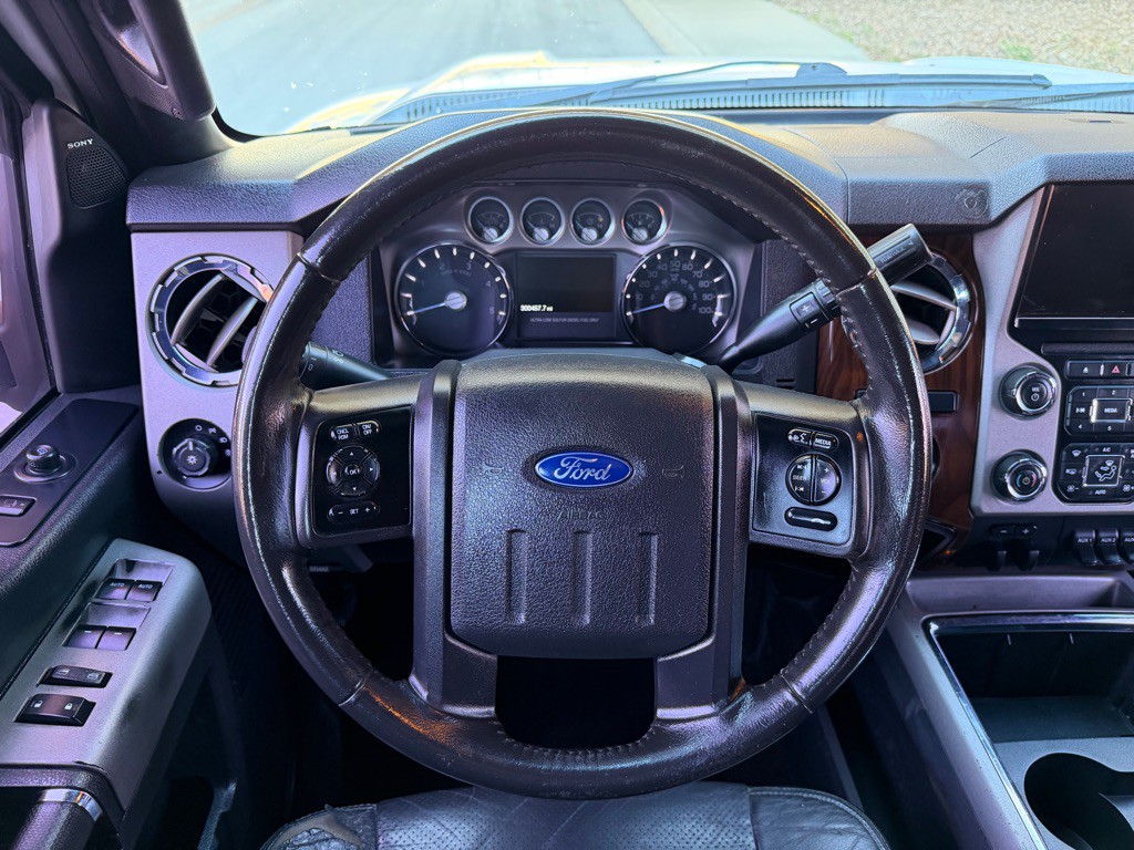 2013 Ford F-250 Image 22
