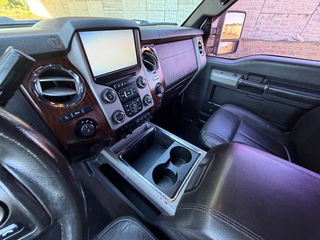 2013 Ford F-250 Image 26