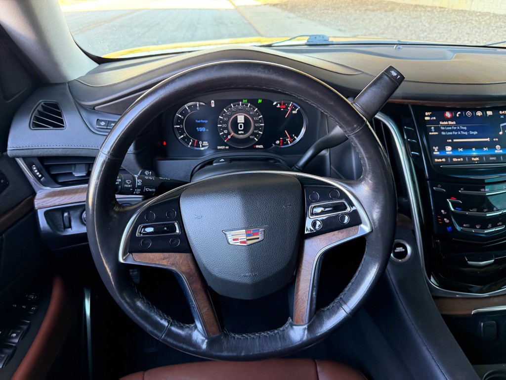 2019 Cadillac Escalade Image 24