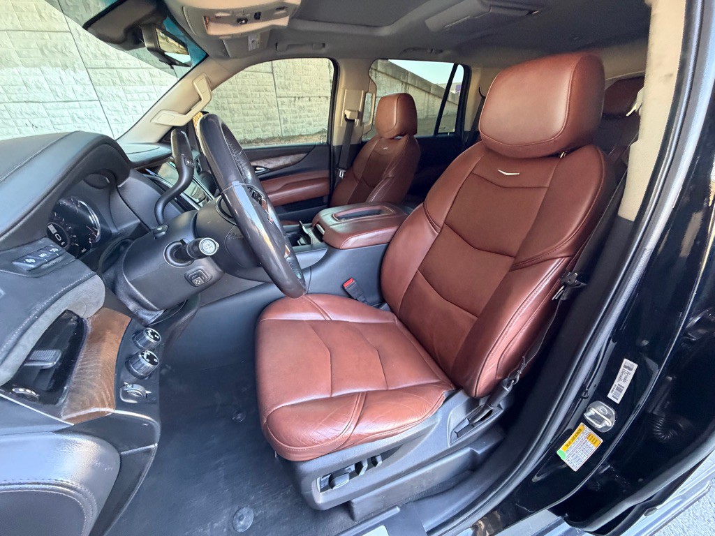 2019 Cadillac Escalade Image 28