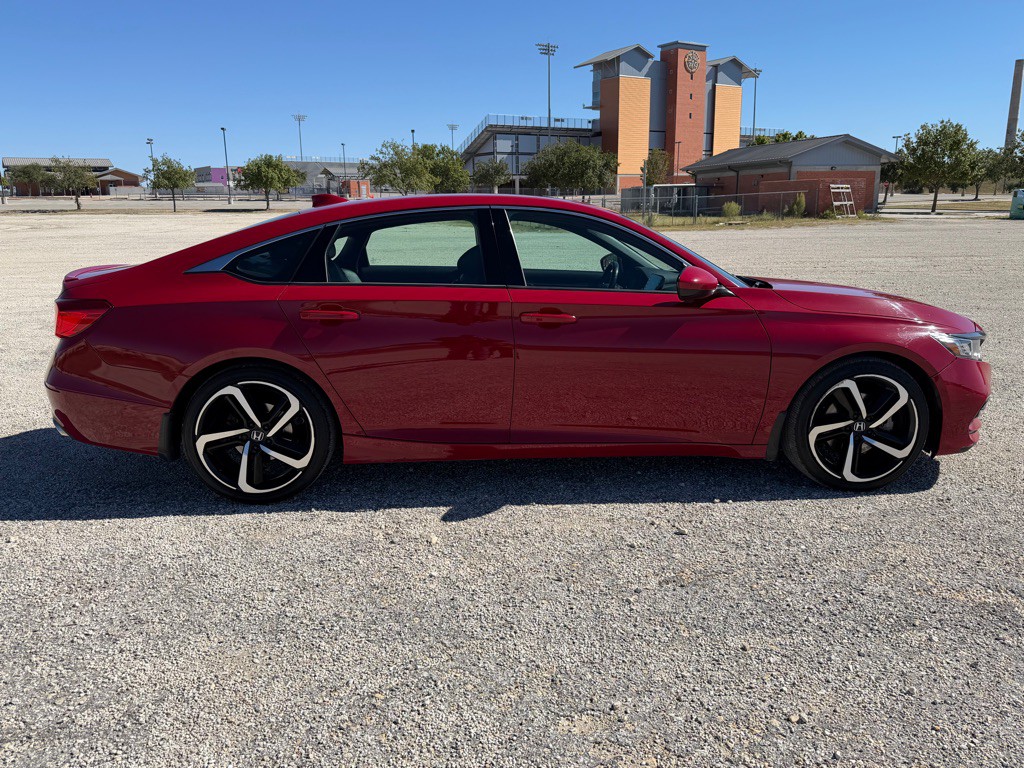2019 Honda Accord Image 8