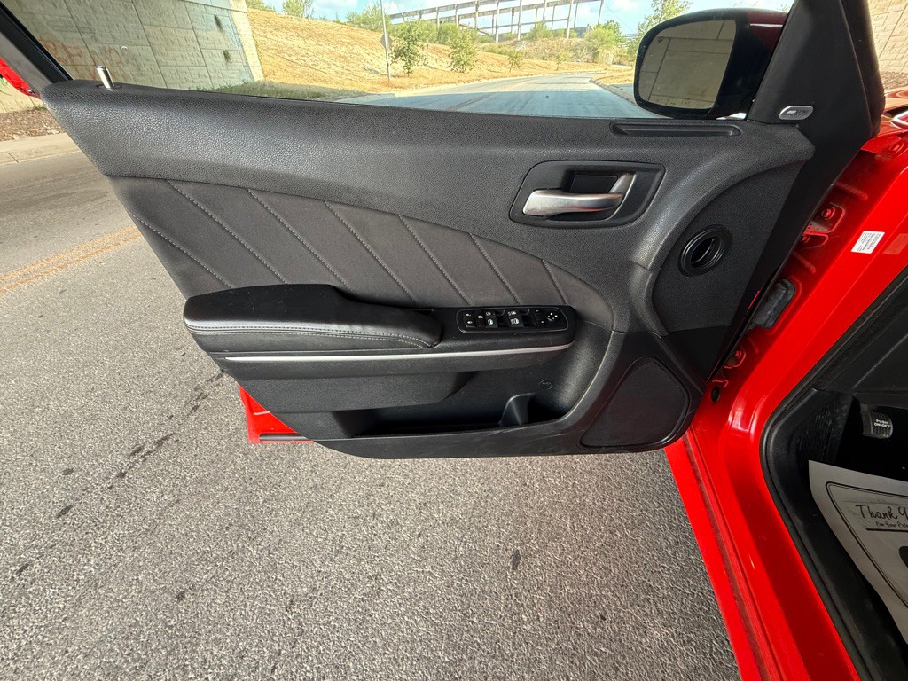2020 Dodge Charger Image 24
