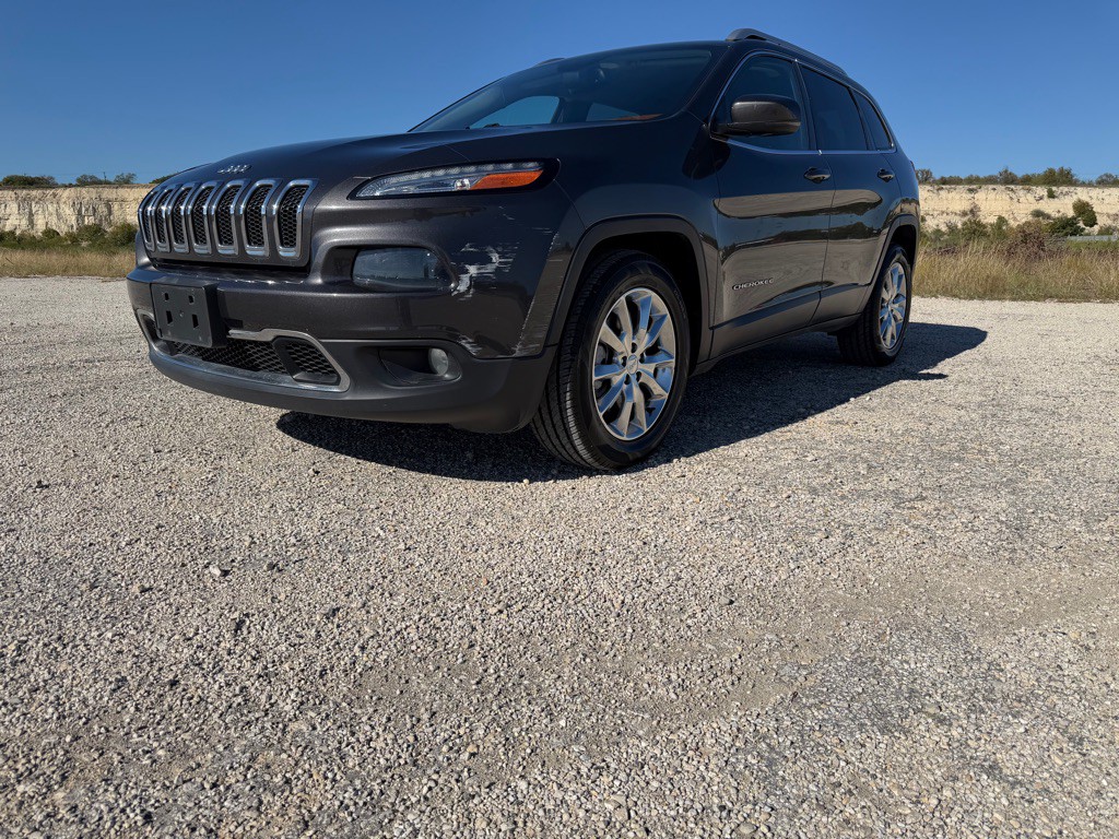 2015 Jeep Cherokee Image 2
