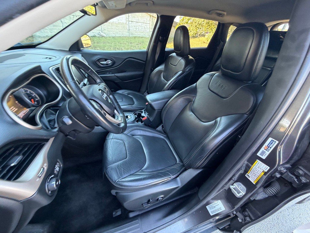 2015 Jeep Cherokee Image 26