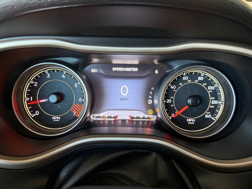 2015 Jeep Cherokee Image 31