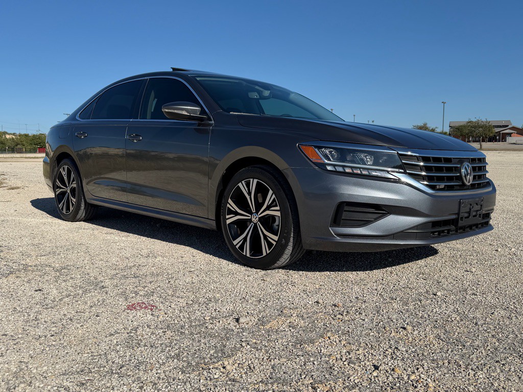 2021 Volkswagen Passat Image 7