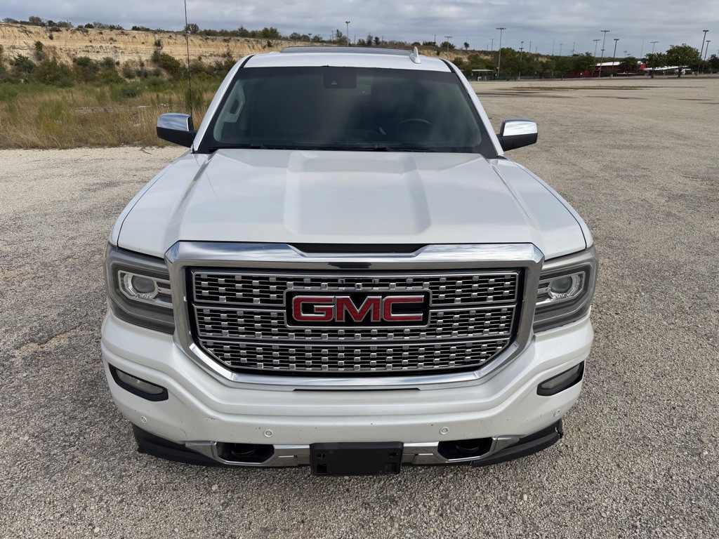 2017 GMC Sierra Image 4