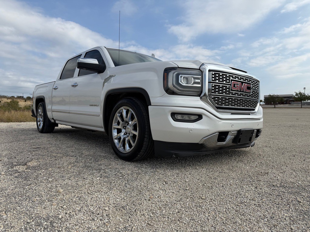 2017 GMC Sierra Image 7