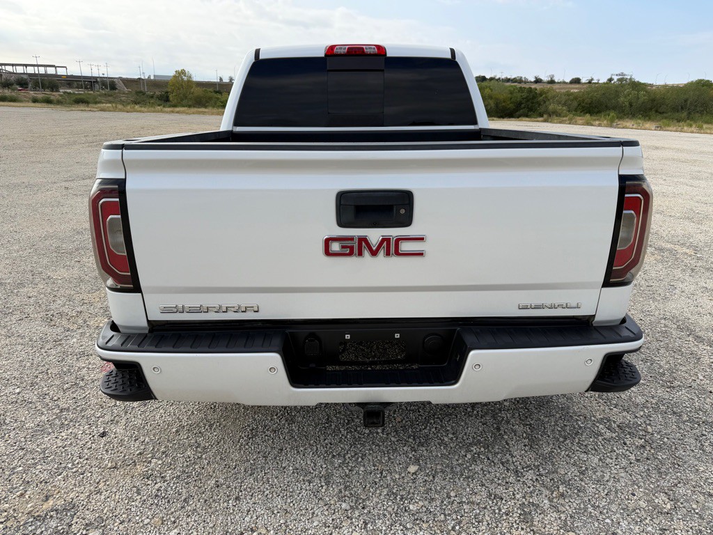 2017 GMC Sierra Image 10