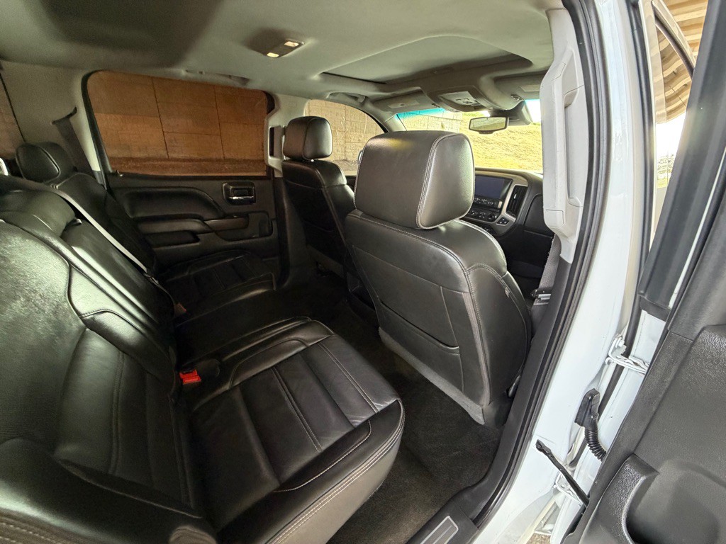2017 GMC Sierra Image 16