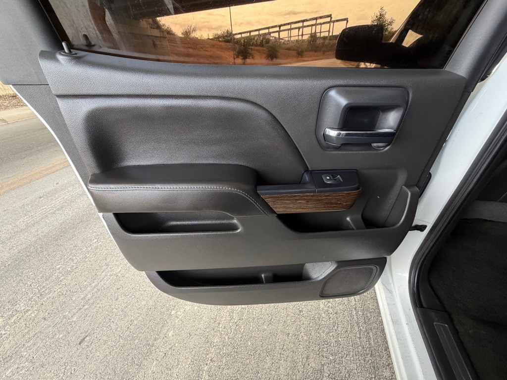 2017 GMC Sierra Image 18