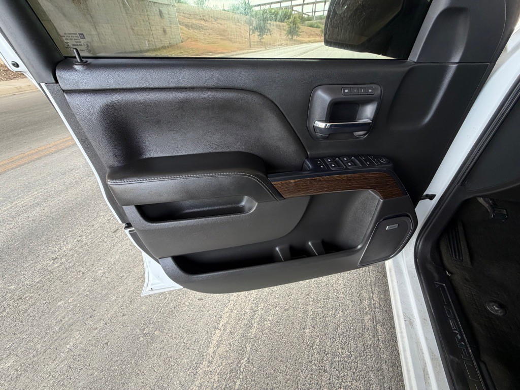 2017 GMC Sierra Image 23