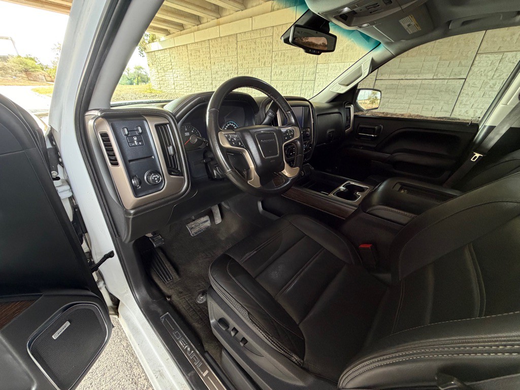 2017 GMC Sierra Image 24