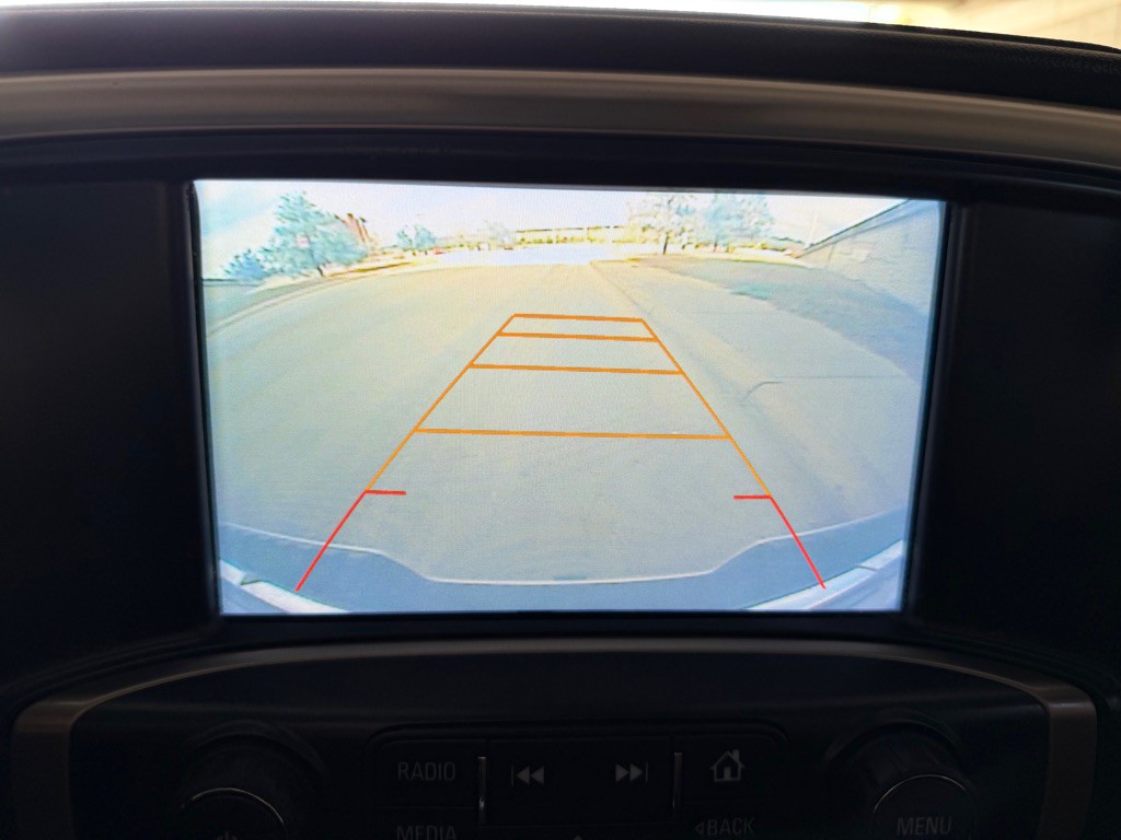 2017 GMC Sierra Image 32