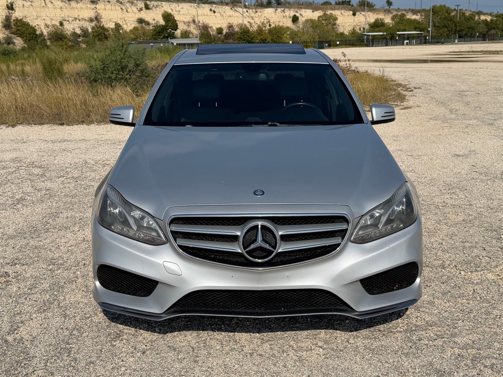 2016 Mercedes-Benz E-Class Image 4