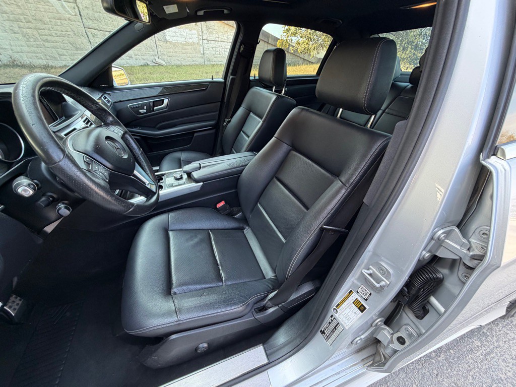 2016 Mercedes-Benz E-Class Image 25