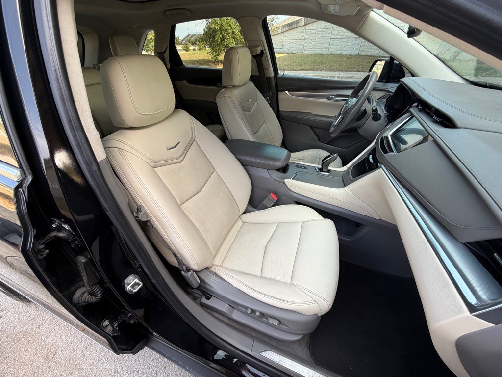 2018 Cadillac XT5 Image 14