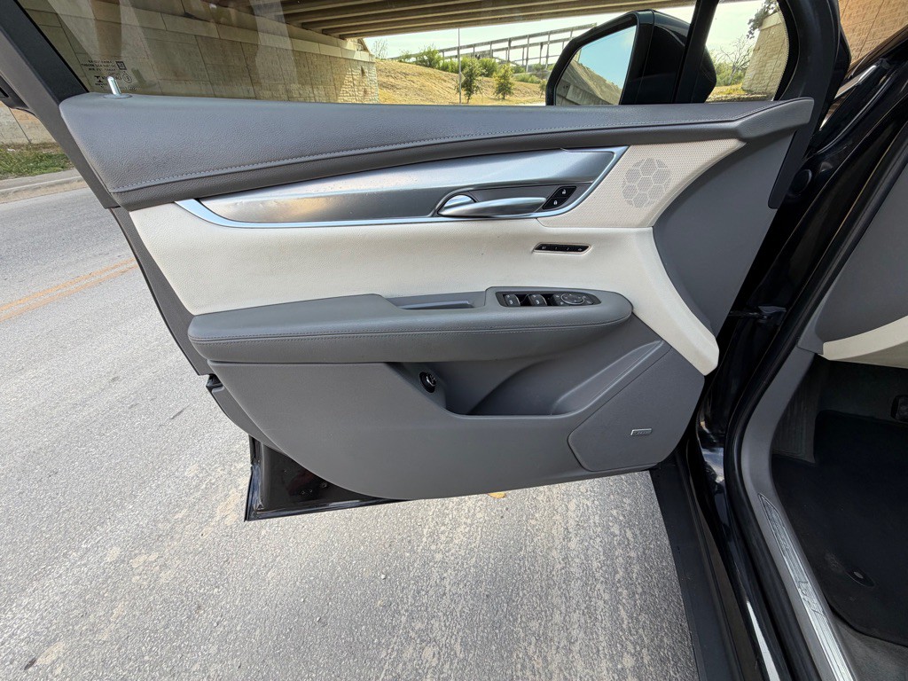 2018 Cadillac XT5 Image 23