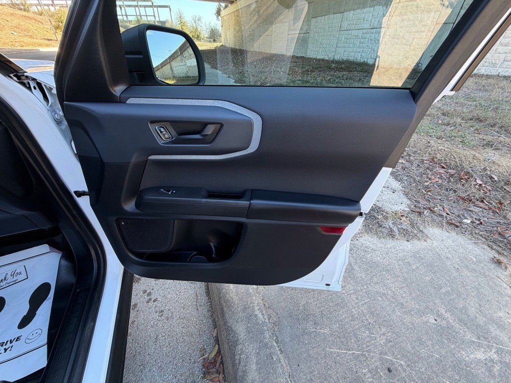 2021 Ford Bronco Image 12