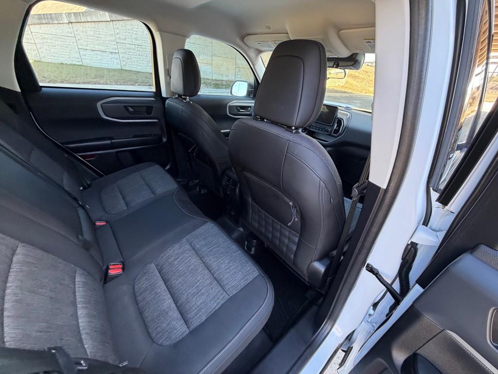 2021 Ford Bronco Image 16