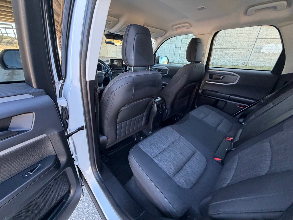 2021 Ford Bronco Image 19