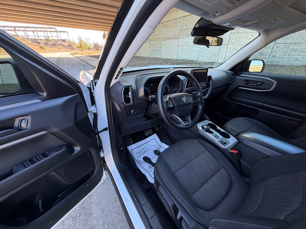 2021 Ford Bronco Image 24