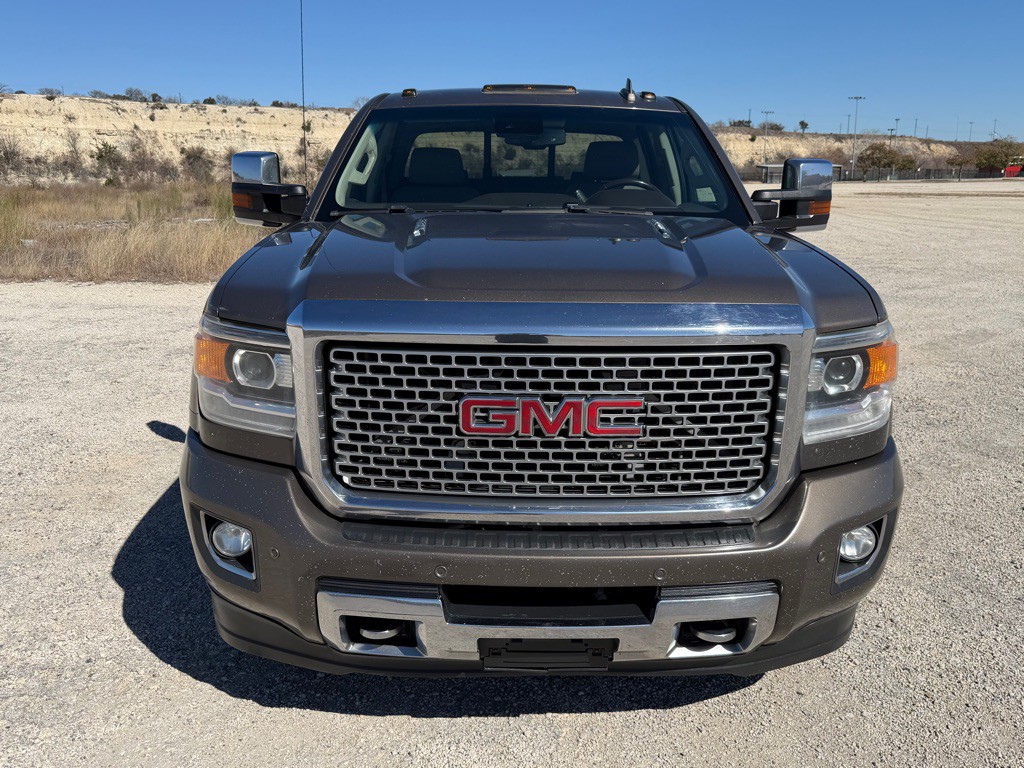 2015 GMC Sierra Image 4