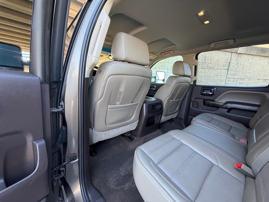 2015 GMC Sierra Image 19