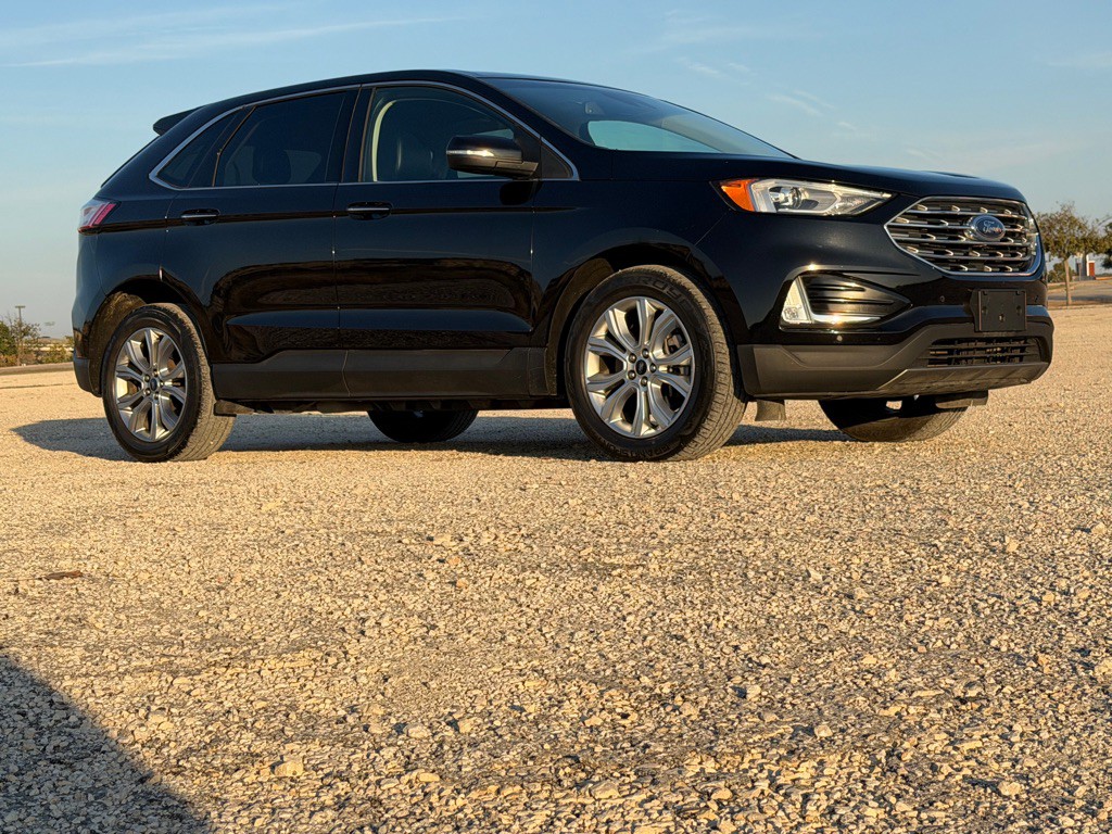 2021 Ford Edge Image 7
