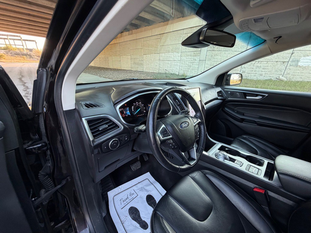2021 Ford Edge Image 25