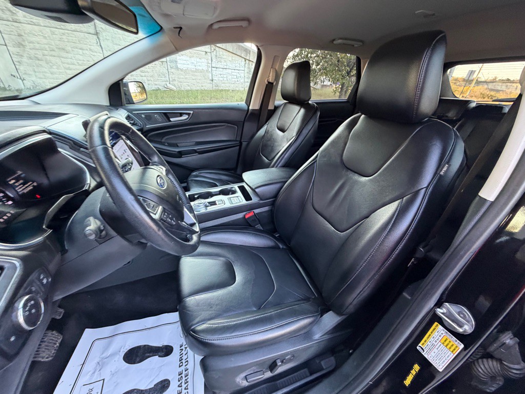 2021 Ford Edge Image 26